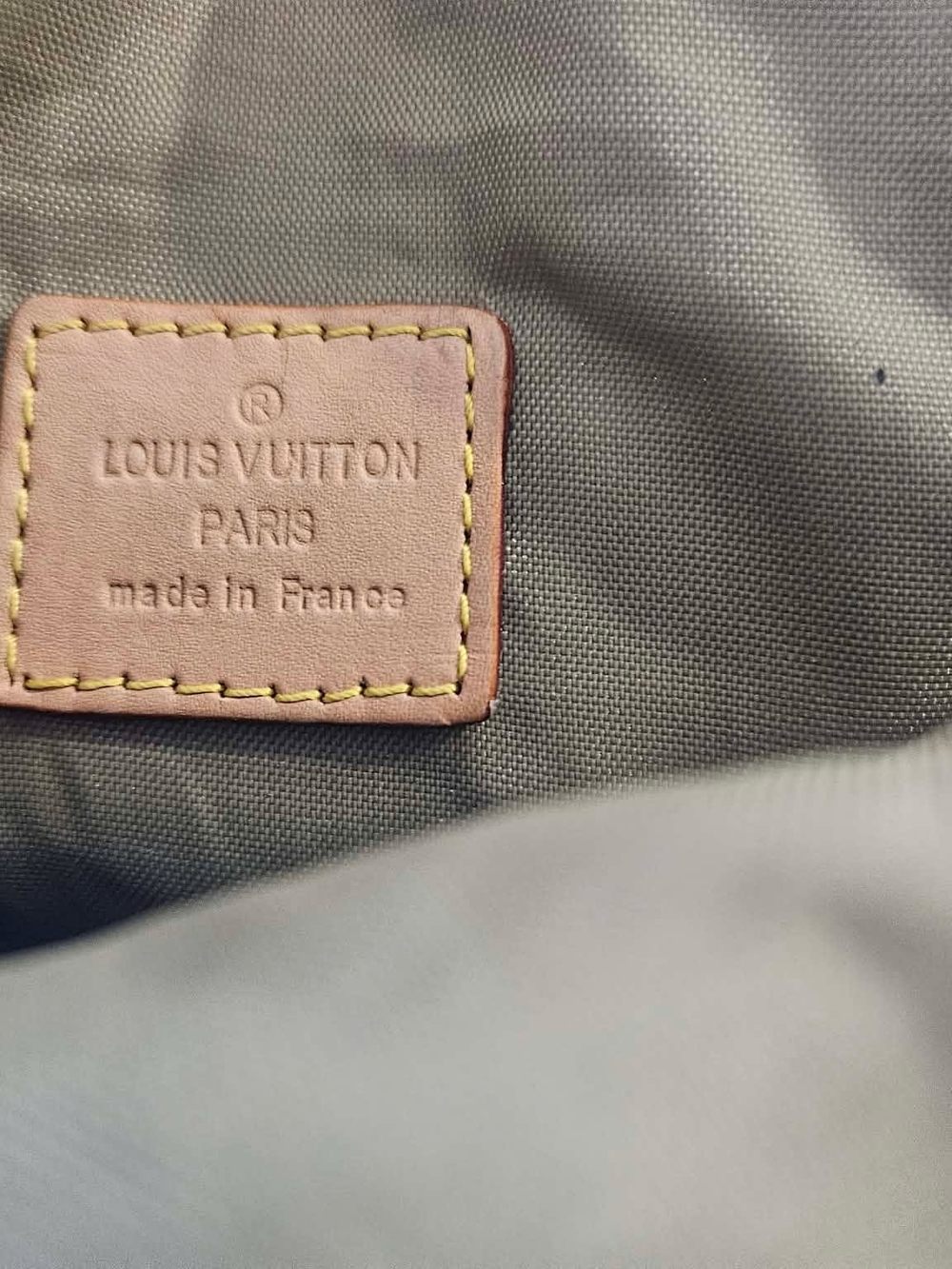 Louis Vuitton Khaki Canvas Crossbody Bag - Picture 5 of 7